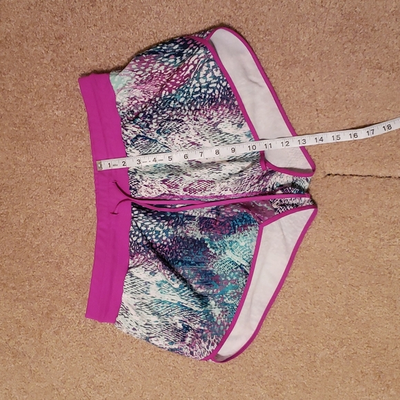 Fabletics Women's Suva Run Shorts II - Picture 9 of 12